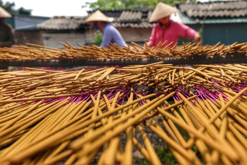 Hanoi: Conical Hat Village & Incense Village SMALL GROUP - Price and value: is $15 a fair deal for crafts?
