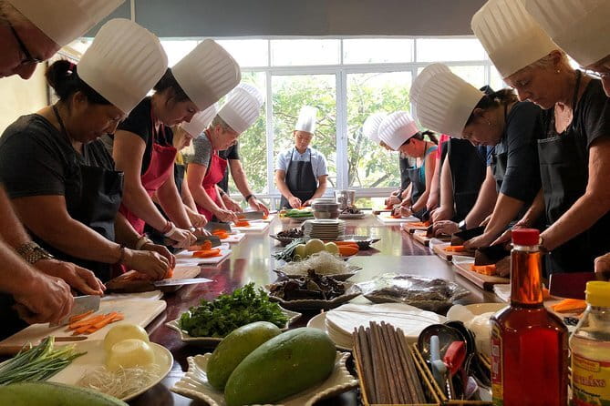 Hanoi: Cook 2–5 Vietnamese Dishes With Traditional Tea Ceremony - Who Should Book This Cooking and Tea Experience