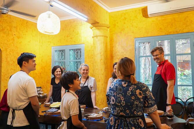 Hanoi Cooking Class: Market Tour, Free Liquor & Coffee Tasting - Hanoi Market Tour and Cooking Class: How the day actually flows