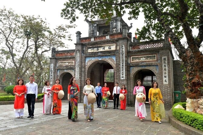 Hanoi Countryside Half-day Jeep Tour: Historical Co Loa & Fun - Included comfort items that actually help: lunch, drinks, water, poncho