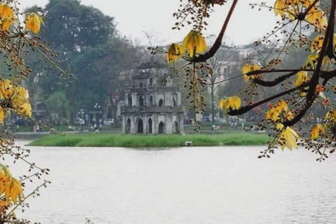 Hanoi Cyclo and Street Food Tour - Guides and Group Size: Why Names Keep Coming Up