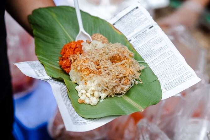 Hanoi Dawn Private Food Tour with 10+ Tastings - Stops 2 to 4: Seeing the Supply Chain Behind Street Food