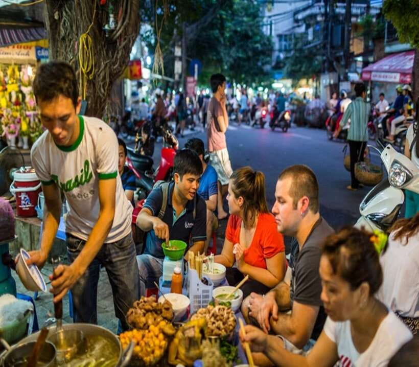 Hanoi: Eat Like a Local Small Group Street Food Tour - What Makes This Hanoi Street Food Walk Feel Like a Local Plan