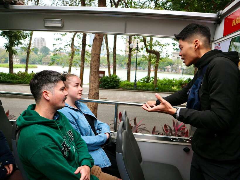Hanoi Exclusive Craft Beer Bus: Cultural Sightseeing Tour - Ho Chi Minh Mausoleum, then West Lake and Tran Quoc Pagoda