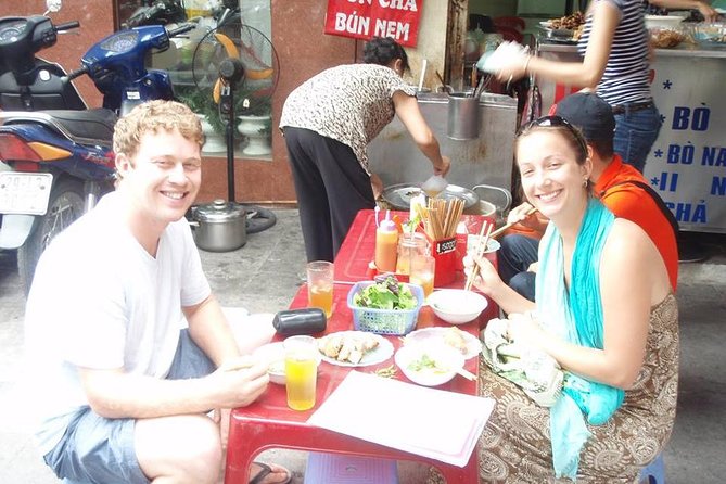 Hanoi Food on Foot: Walking Tour of Hanoi Old Quarter - Meeting at 31 Lo Su, Hoan Kiem, and what a 6:00 pm start changes
