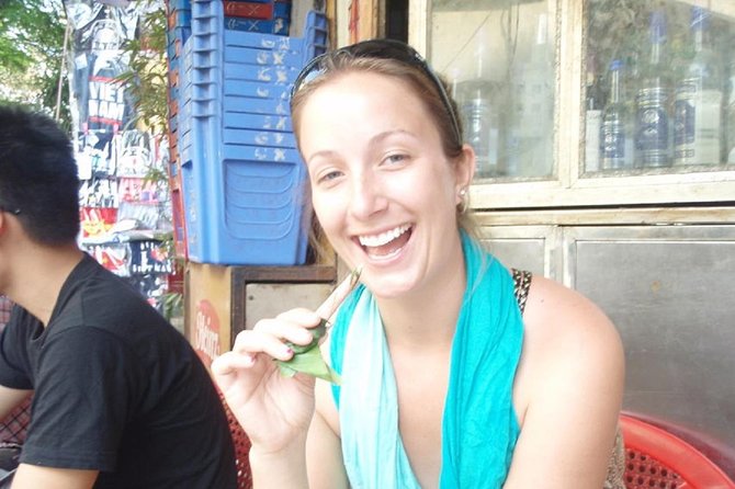 Hanoi Food on Foot: Walking Tour of Hanoi Old Quarter - Craft-trade streets on 36 Old Streets: the route you actually feel