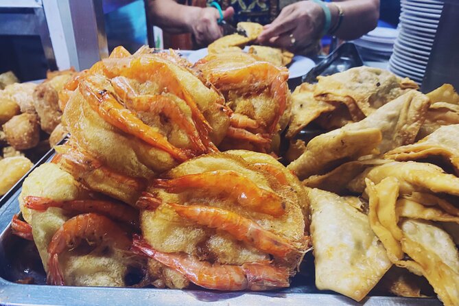 Hanoi food tour-Local street food tour (food&guide included) - The Tasting Menu: 4 to 8 Dishes Plus Egg Coffee