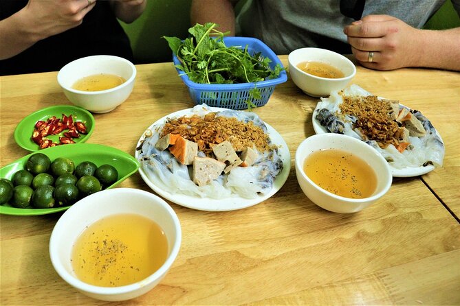 HaNoi Foodie Tour - Mini Class Coffee - Group size of 4: small enough for questions, big enough to stay relaxed