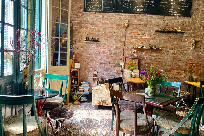 Hanoi French Quarter: Coffee and Stories - Stop-by-stop: St. Joseph’s Cathedral, pagoda in plain sight, and the Metropole