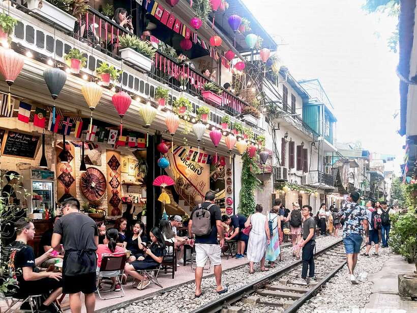 Hanoi: Guided Food Tour with Train Street Visit - Should You Book This Hanoi Guided Food Tour With Train Street Visit?
