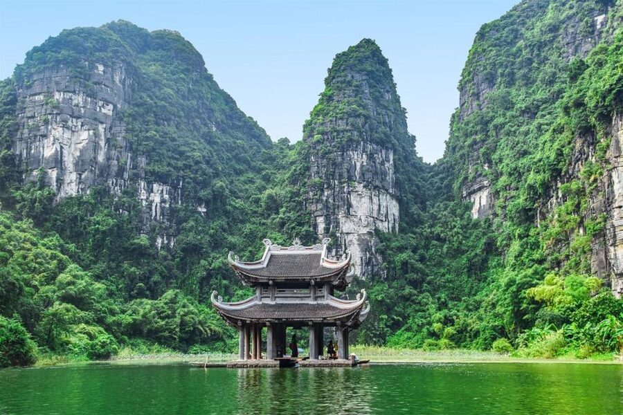 Hanoi: Guided Full-Day Hoa Lu, Trang An and Mua Cave Tour - Hoa Lu temples, where Vietnam’s former capital comes into focus