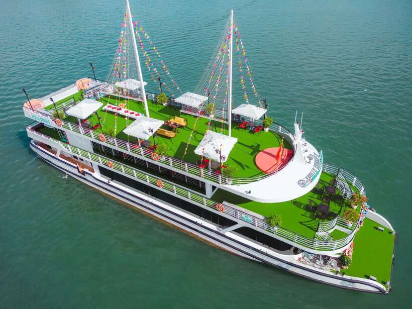 Hanoi: Ha Long Bay Day Tour - Apollo Cruise, Jacuzzi, Buffet - Luon Cave kayaking: the tunnel lagoon moment (and kayak vs bamboo boat)