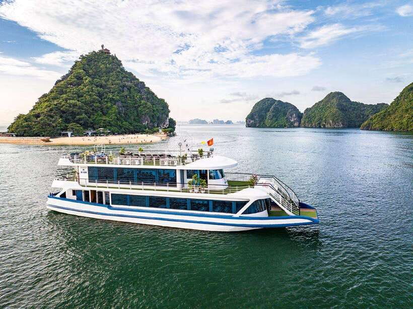Hanoi: Ha Long Bay Day Trip - Luxury Cruise & Buffet Lunch - Inside the 5-Star Cruise Experience, Jacuzzi Views, and Lunch