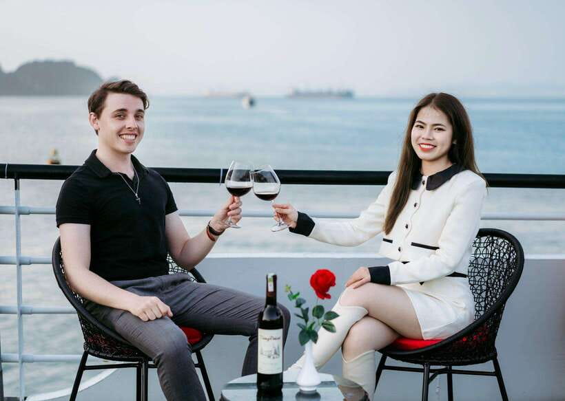 Hanoi/Ha Long: Ha Long Bay Luxury Day Cruise by Catamaran - Titop Island: The Viewpoint Hike and the Beach Reset