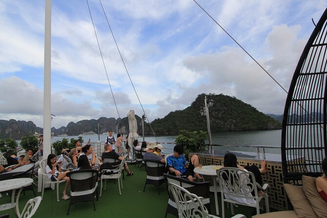 Hanoi - Ha Long Luxury Day Cruise with Kayak & Cave Adventure - Luon Cave: Kayak, Bamboo Boat, and the Optional Speedboat Choice