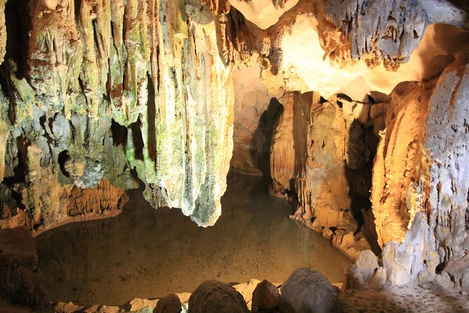 Hanoi - Ha Long Luxury Day Cruise with Kayak & Cave Adventure - Lunch and Onboard Drinks: Good Food for a Long Travel Day