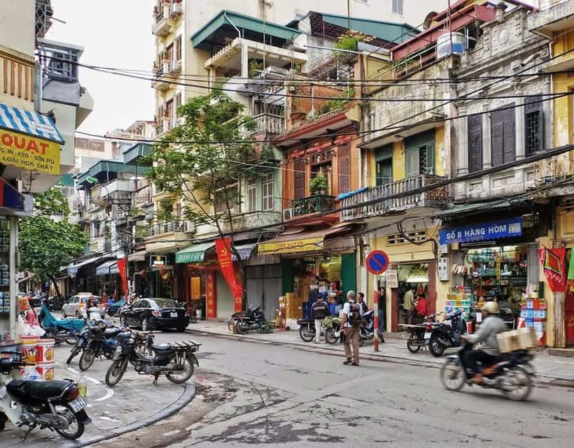 Hanoi Half-Day Guided Walking Tour - 4 hours of Hanoi on foot, from Hoan Kiem to the Train Street