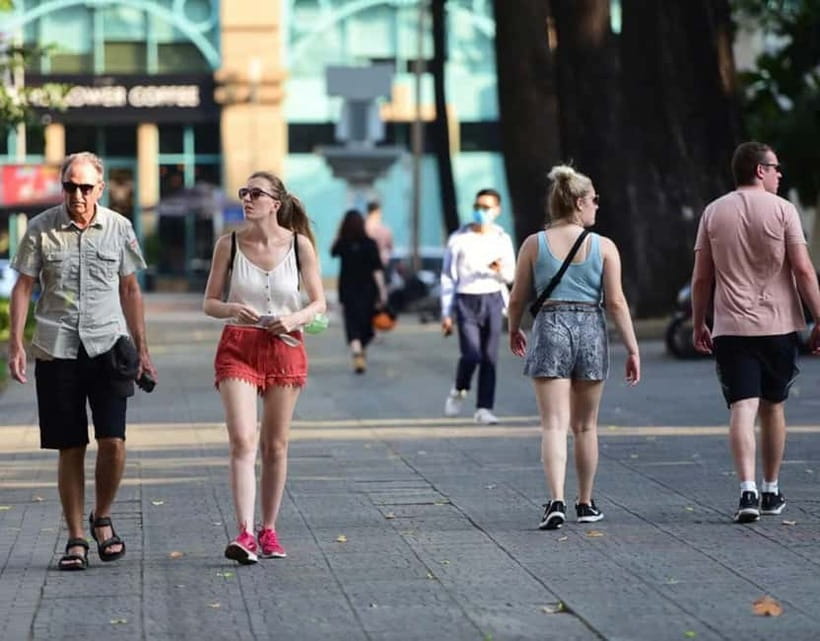 Hanoi Half-Day Guided Walking Tour - Hang Ma Street craft shopping, toys, and festival decorations