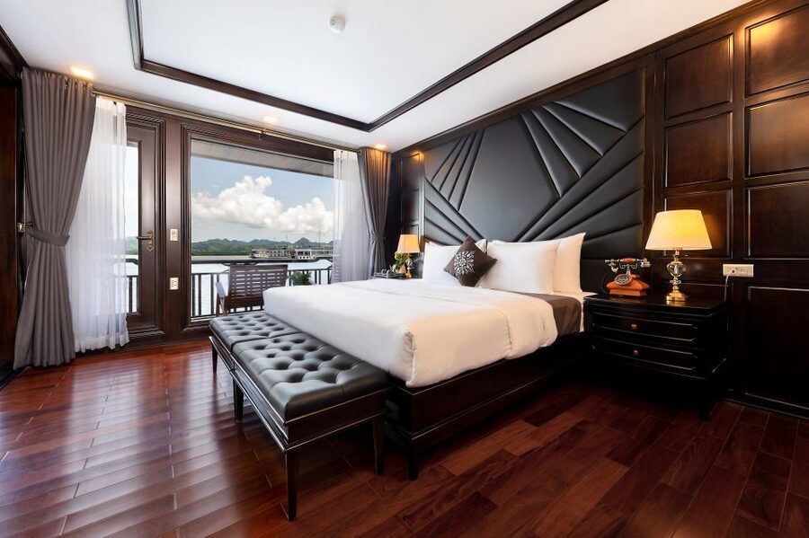 Hanoi: Halong Bay 2-Day 5-Star Balcony Cruise & Bathtub - Your luxury cabin: balcony air, bathtub recovery, and air-conditioning you will use