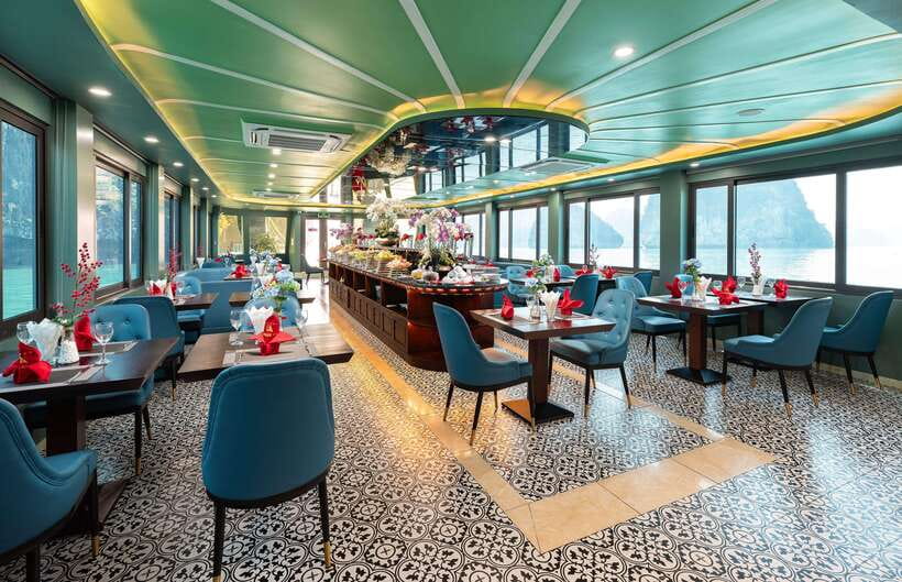 Hanoi: Halong Bay Cruise, Amazing Cave, Titov Island & Kayak - Key things that matter most on this Halong Bay day