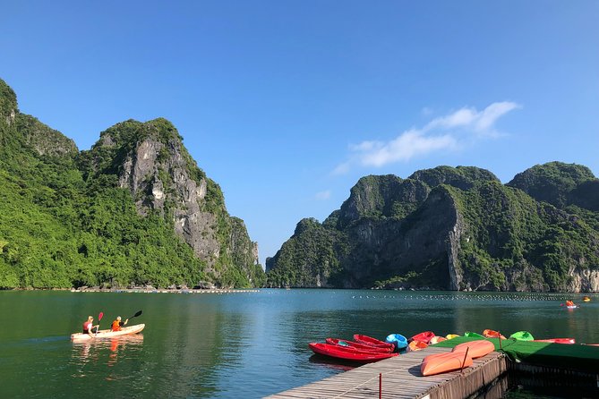 Hanoi: Halong Bay Luxury Option – Titop, Surprise Cave, Kayak - Sung Sot (Surprise) Cave on a Day Cruise: Classic Halong Bay, Up Close