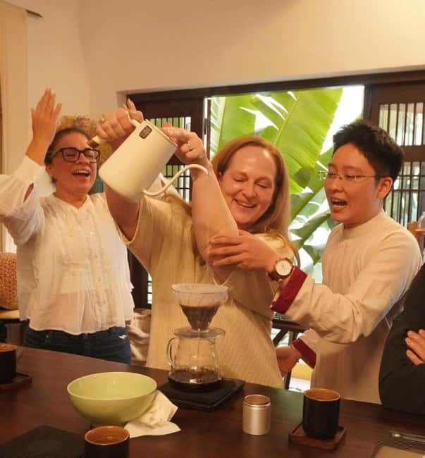 Hanoi: Hands-On 5 Vietnamese Coffees & 3 Local Wines Tasting - How brewing tools and technique shape flavor
