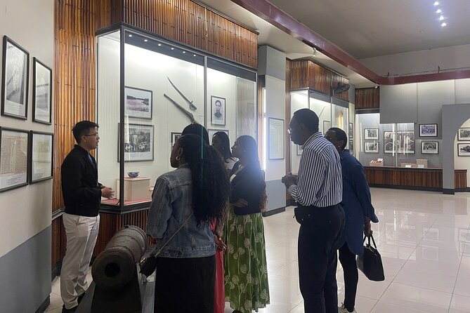 Hanoi Hoa Lo Prison and War museums Tour - Entering Hanoi’s war story in a short, practical half-day