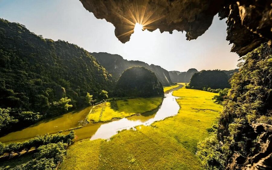 Hanoi: Hoa Lu, Trang An, and Mua Cave Full-Day Trip - A one-day Ninh Binh escape from Hoan Kiem