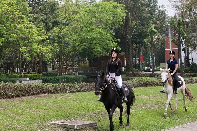 Hanoi Horseback Riding Club & Tours - Exclusive Experience - Why Gamuda Yen So Park feels like a countryside break in Hanoi