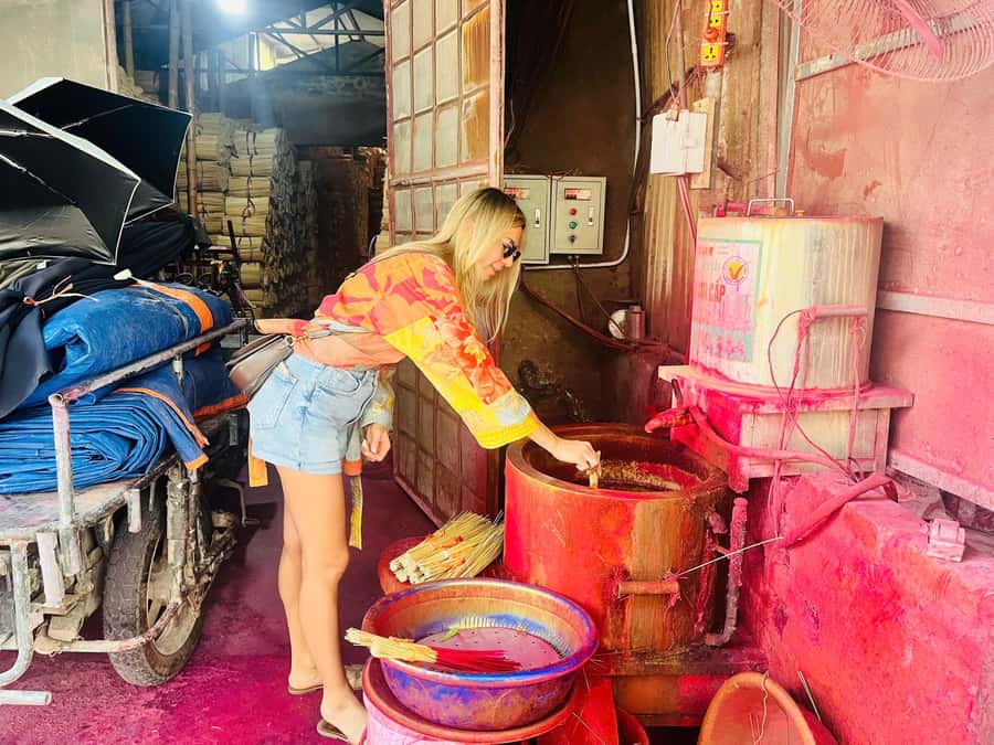 Hanoi: Incense Village, Conical Hat, & Embroidery Tour - How This Hanoi Village Tour Gets You Out of the City