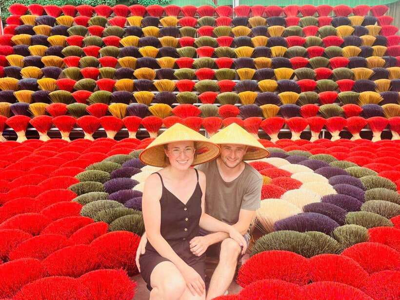 Hanoi: Incense Village, Hat, and Lacquer Artisanal Tour - Train Street drop-off: optional, and that is a good thing
