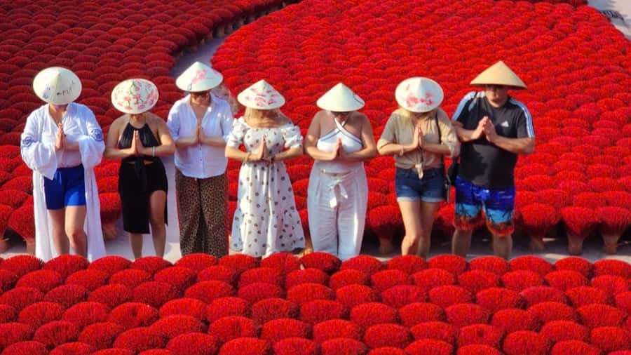 Hanoi: Incense Village, Hat, & Lacquer Artisanal Tour - Full-day upgrade: add lacquer village, plus lunch and more making