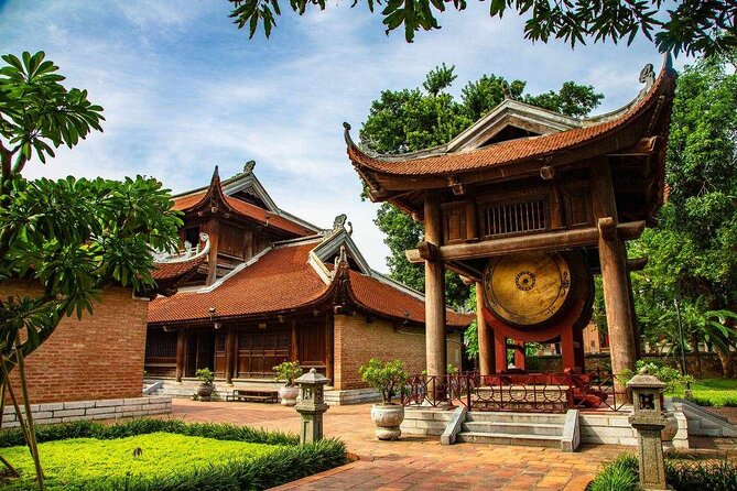 Hanoi Insight City Private Tour - Hoa Lo Prison: The Hard Stop Everyone Mentions for a Reason