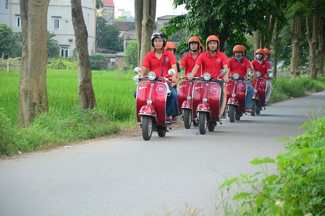 Hanoi Jeep Food Tour Led By Women - Train street coffee and Bun Cha, the meal that sets the tone