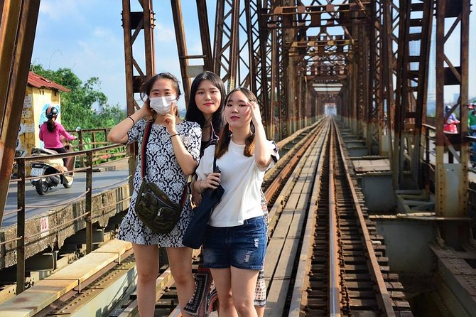 Hanoi Jeep Foodie Tours Led By Women - Duờng Tau dinner stop: your included dinner break