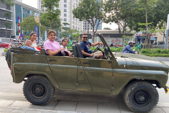 Hanoi Jeep Tour: City Highlights, Train St & Hidden Gems - Stop 1: St. Joseph’s Cathedral From the Outside