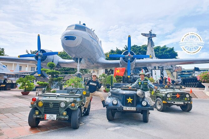 Hanoi Jeep Tour: Food, Culture and Fun by Vietnam Army Jeep - Stop 1 at Chợ Trời: 90 minutes of real backstreets