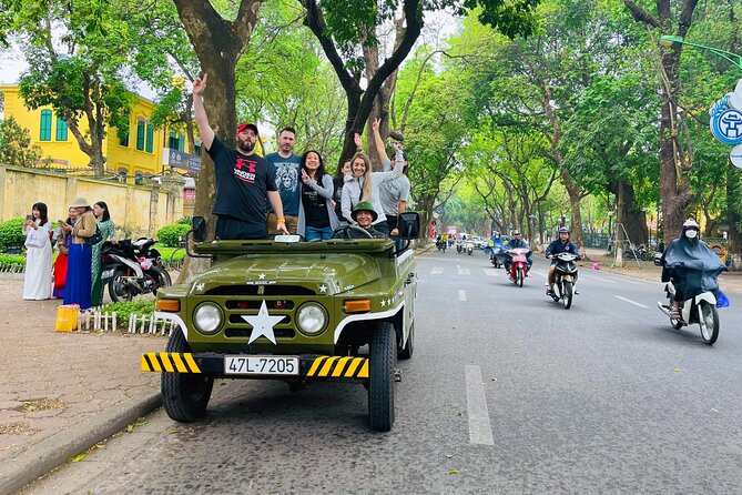 Hanoi Jeep Tour: Red River Countryside+ Backstreet+ Train-street - A half-day Hanoi itinerary that mixes countryside and Train Street