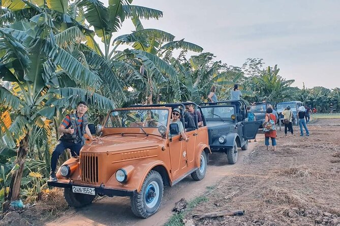 Hanoi Jeep Tour: Red River Countryside+ Backstreet+ Train-street - West Lake and Bay Mau Lake backstreets, plus the B52 museum loop