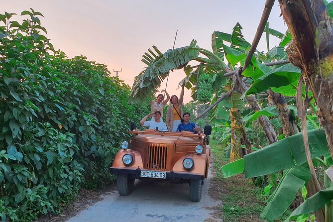 Hanoi Jeep Tour: Red River Countryside+ Backstreet+ Train-street - Red River countryside: island time and local family moments