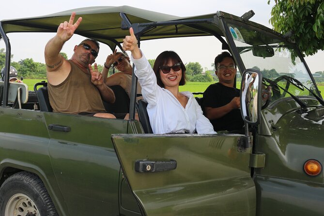 Hanoi Jeep Tours Led By Women: Hanoi Countryside Half Day - Stop 1: the Hanoi bike segment and an easy start outside the center