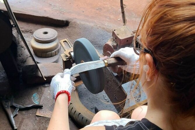 Hanoi Knife Making Traditional Workshop - Who this workshop suits best