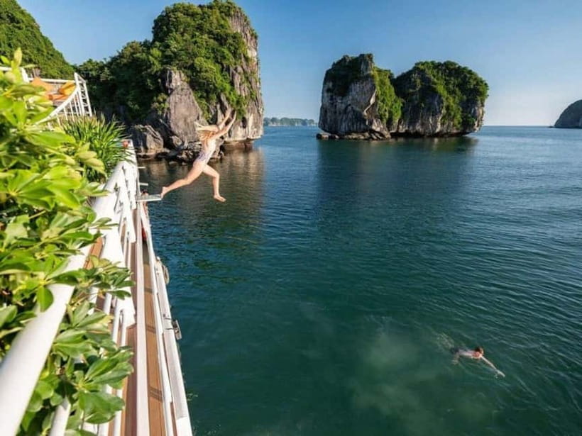 Hanoi: Lan Ha Bay & Cat Ba Island Day Trip on Luxury Cruise - Luxury Cruise Timing: Hanoi Pickup vs Cat Ba Town Meet-Up