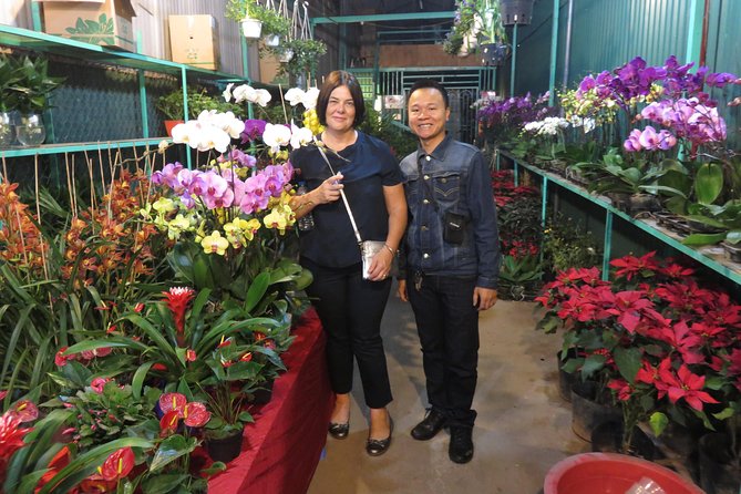 Hanoi Local Market Discovery - Dong Xuan Market and Thanh Ha Market: shopping that feels different