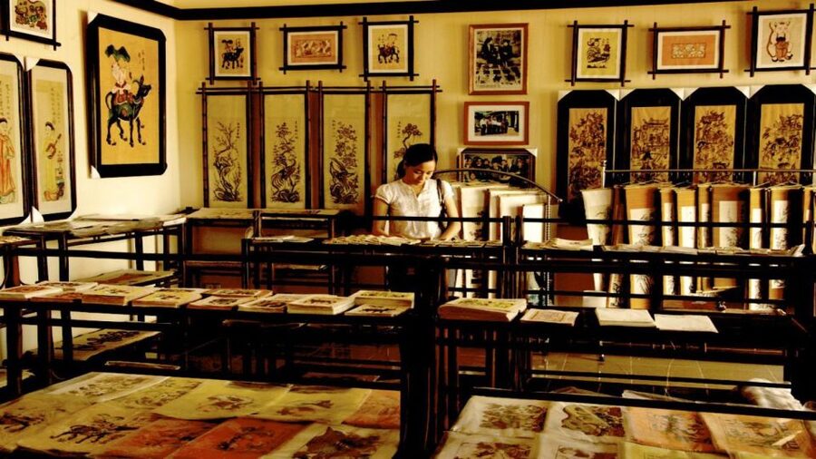 Hanoi Local Tours: Villages/Art Excursion - Bat Trang Ceramic Village: Making Something, Not Just Looking