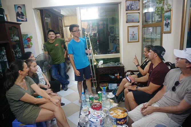 Hanoi Michelin Star Street Food Walking Tour & Train-Street - A dessert and drink lineup that keeps you from crashing