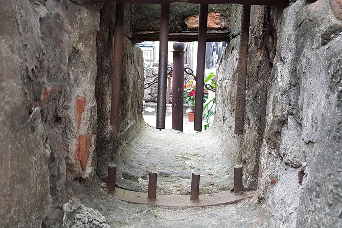 Hanoi Military tour for Half day city - Hoa Lo Prison, Hanoi Hilton, and the French connection
