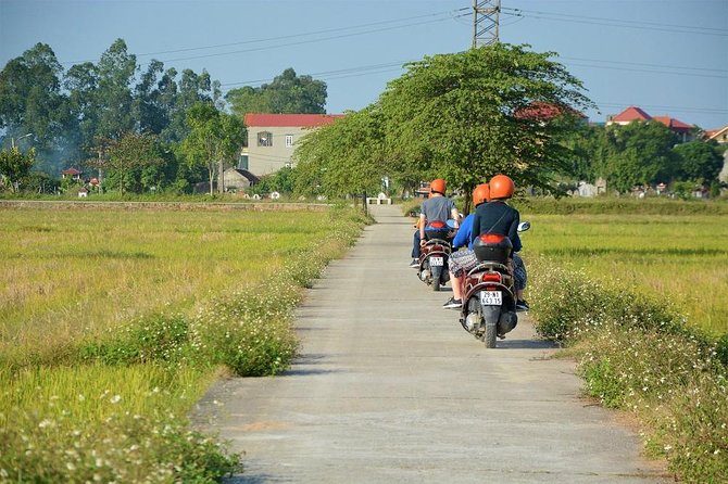 Hanoi Motorbike Food Tours: Hanoi Motorbike Tours Led By Women - The full itinerary: banh cuon, bun cha, Train Street, egg coffee, and more