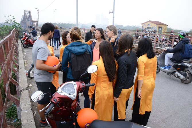 Hanoi Motorbike Tour Led By Women - City And Countryside Full Day - Ngọc Hà Flower Village, Hữu Tiệp Lake, and the downed B-52 stop