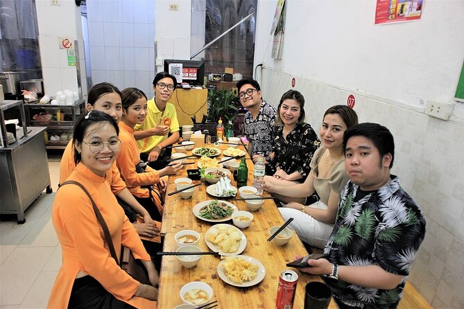 Hanoi Motorbike Tour Led By Women: Hanoi City Half Day - Huu Tiep Lake, the Downed B-52, and the B52 Victory Museum stop
